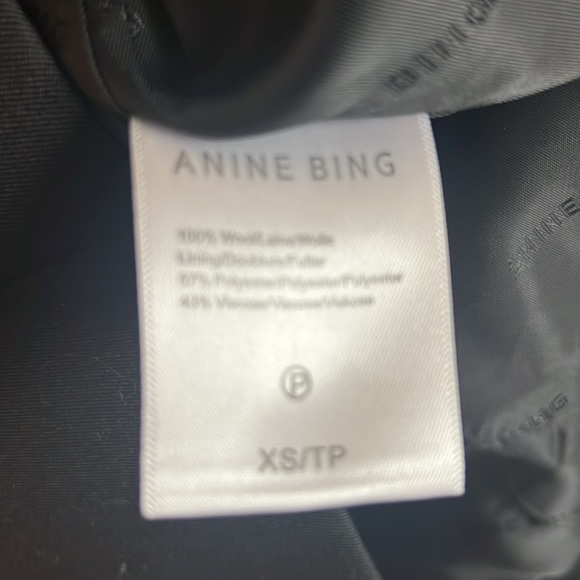 Anine bing ray wool vest worn twice. 100-% wool. Size xs - Picture 8 of 8